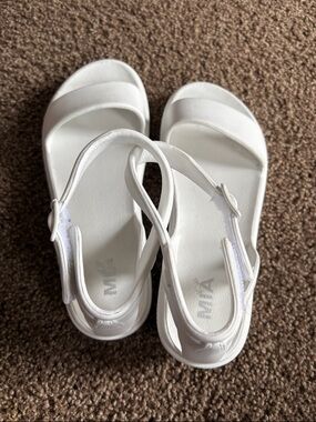 MIA White Two-Strap Slingback Sandals white light weight